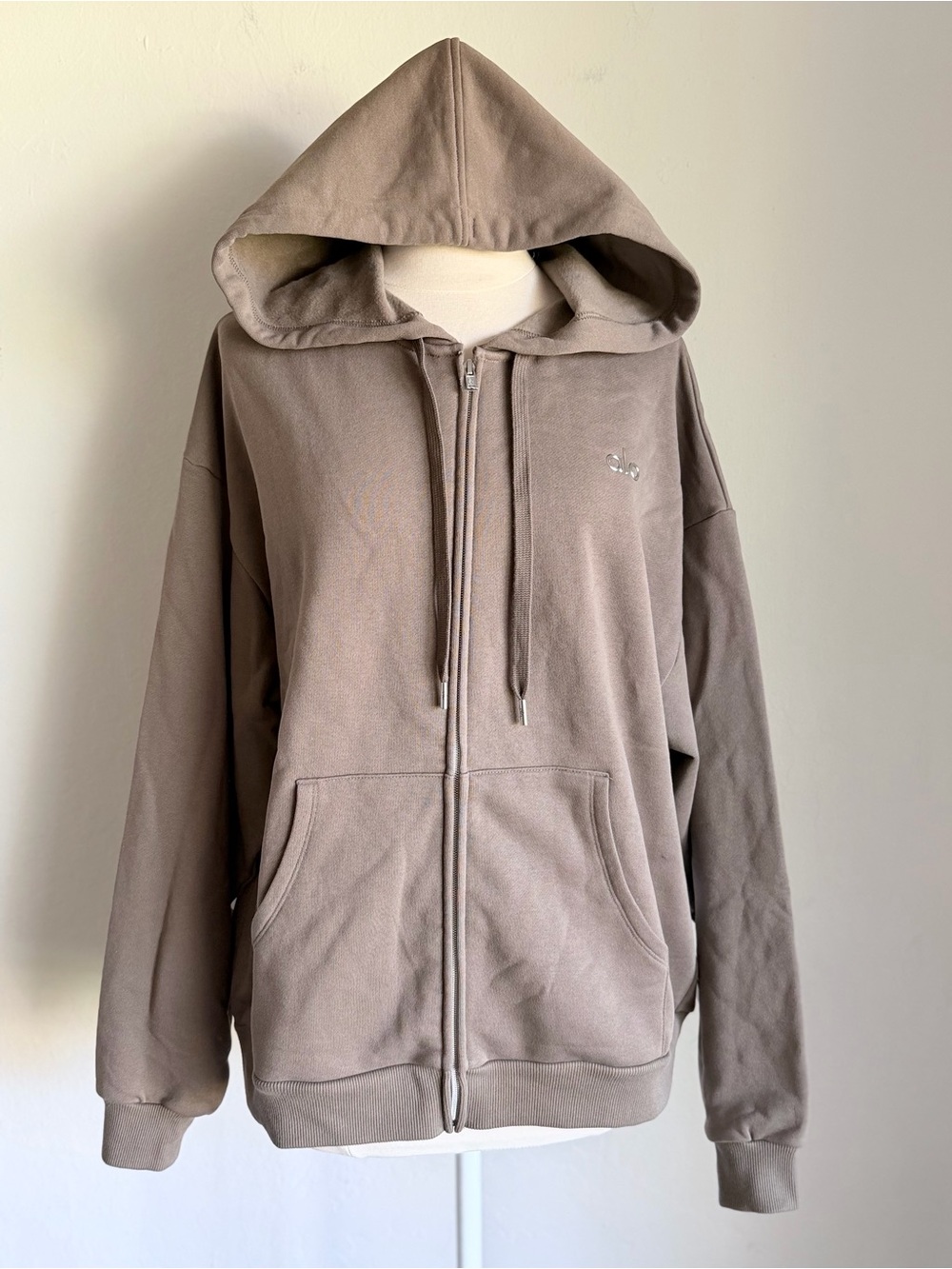 Alo Yoga Accolade Full Zip Hoodie in Olive Tree, Size Medium NWT